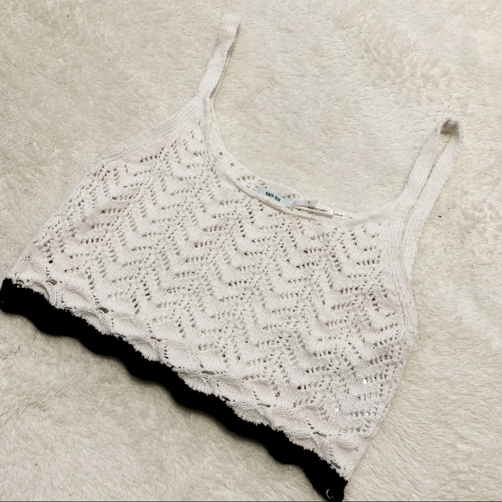 🌸 5 for $25🌸 Crochet white crop top
